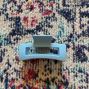 Pastel Blue Medium Square Claw Clip 🩵